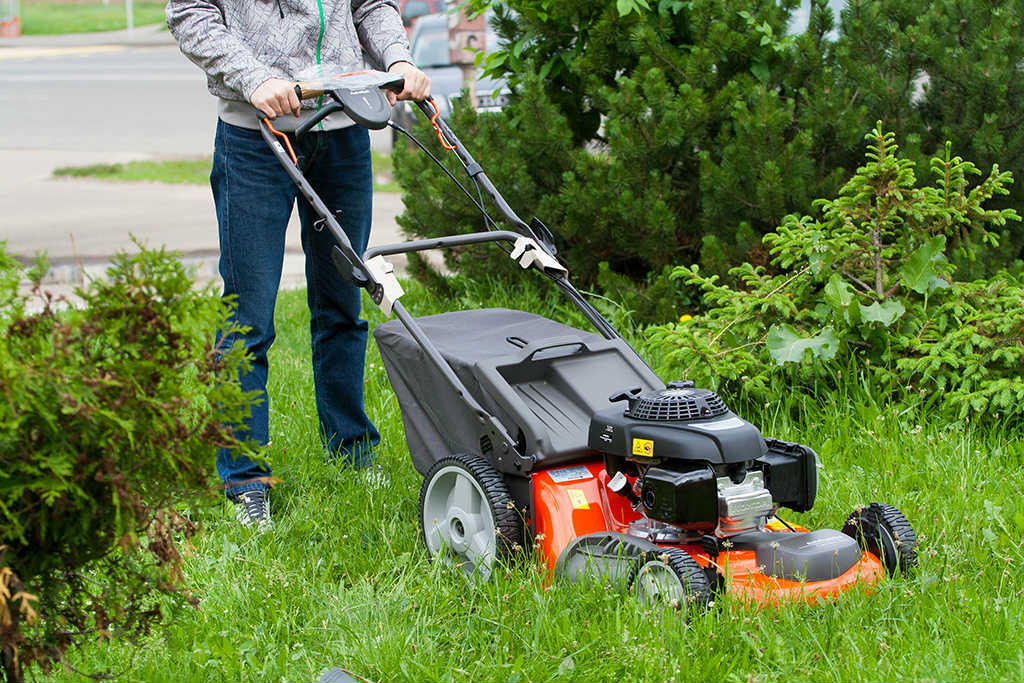 Газонокосилка Husqvarna. Фото.